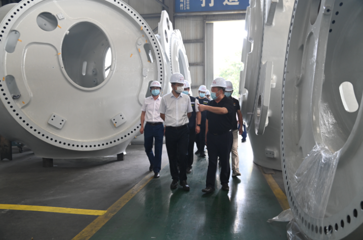 國慶前夕，市委書記王宏蒞臨仟坤集團(tuán)檢查指導(dǎo)安全環(huán)保工作